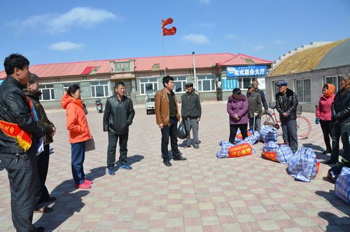 爱心捐赠现场 (2).JPG